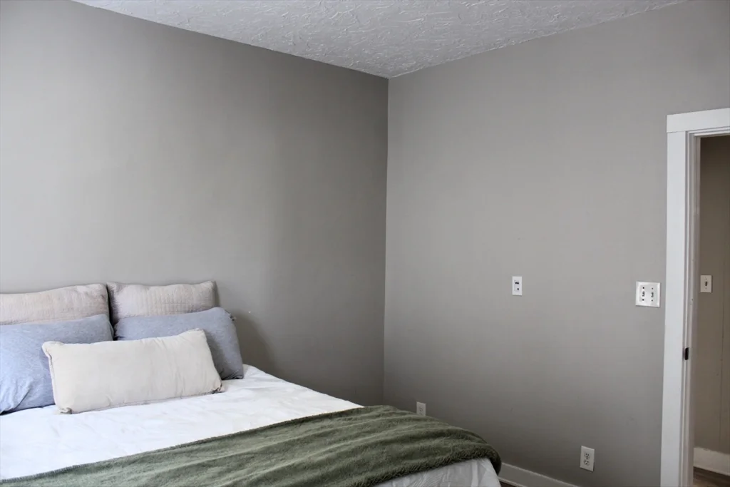 2 bed, 1 bath apartment for rent at 4 Northend St Unit 1, Peabody — photo 9 of 13
