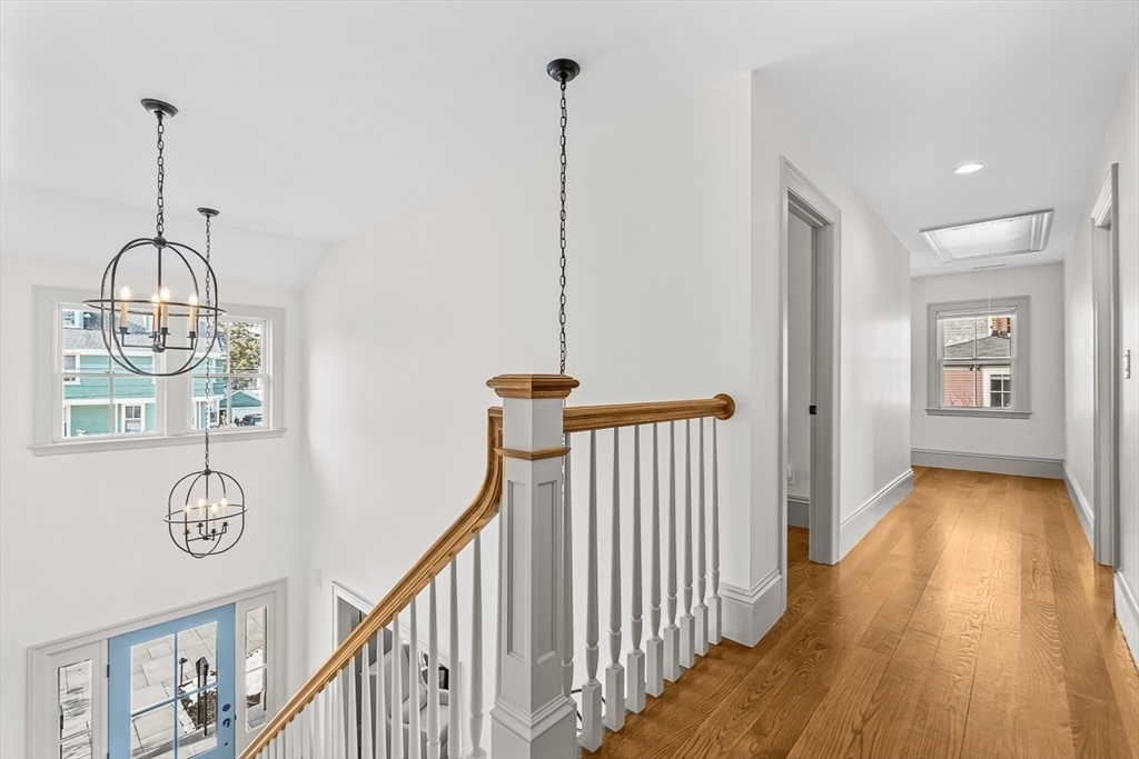 4 bed, 3 bath apartment for rent at 4 Norwood St Unit 4, Winchester — photo 13 of 35