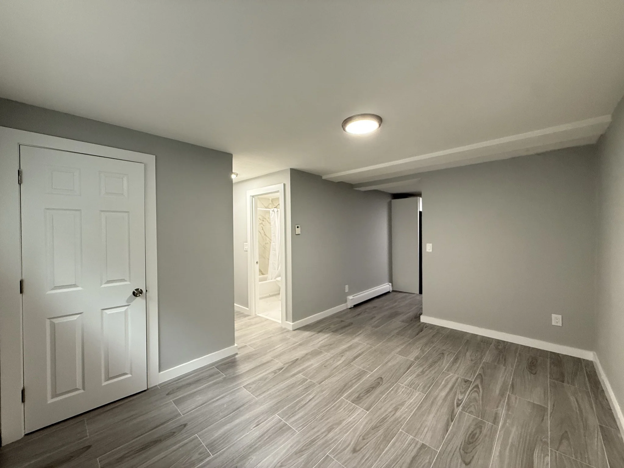 1 bed, 1 bath apartment for rent at 4 Oakcrest Rd Unit 2, Hyde Park — photo 6 of 10