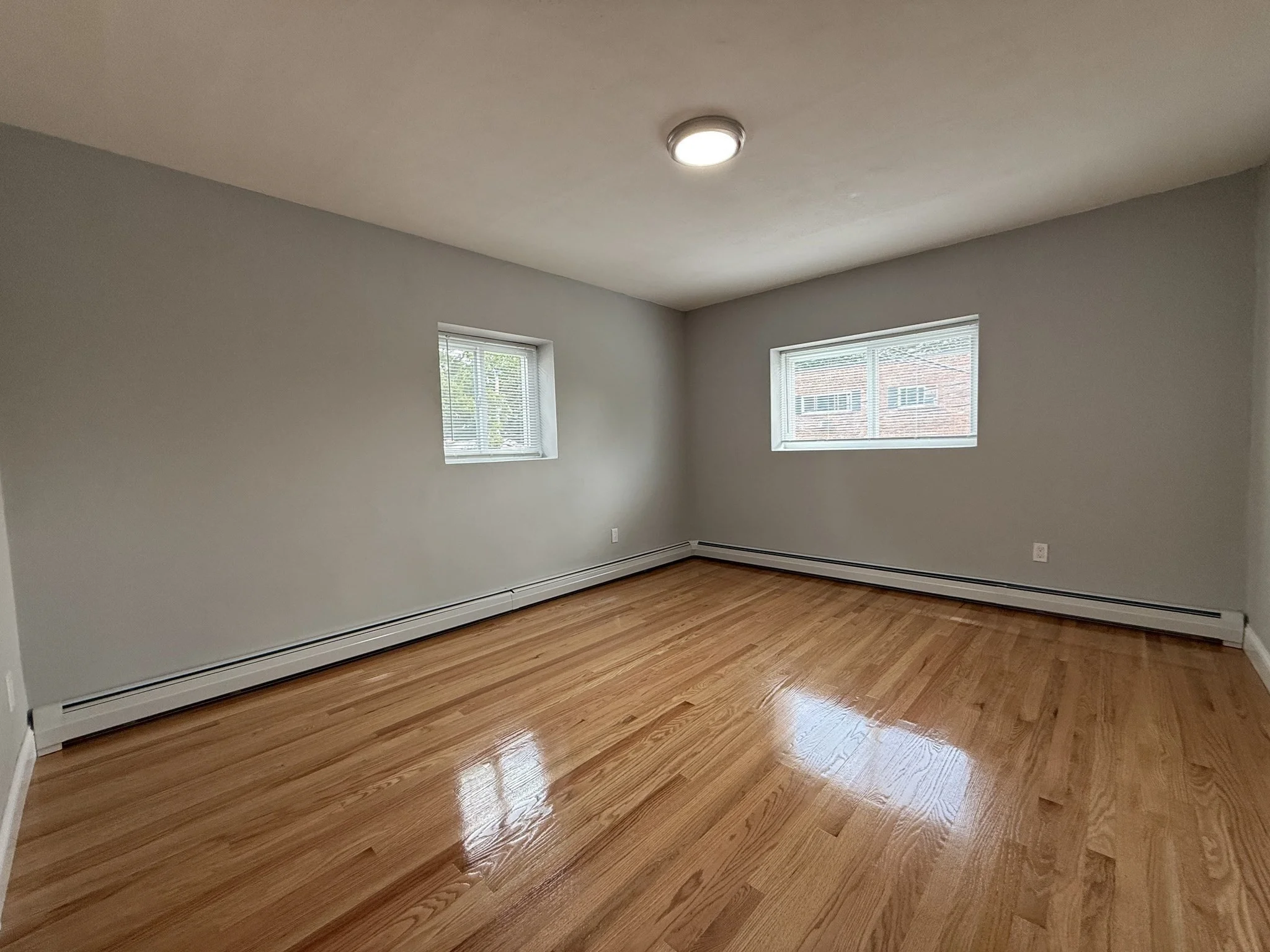 2 bed, 1 bath apartment for rent at 4 Oakcrest Rd Unit 32, Hyde Park — photo 7 of 9