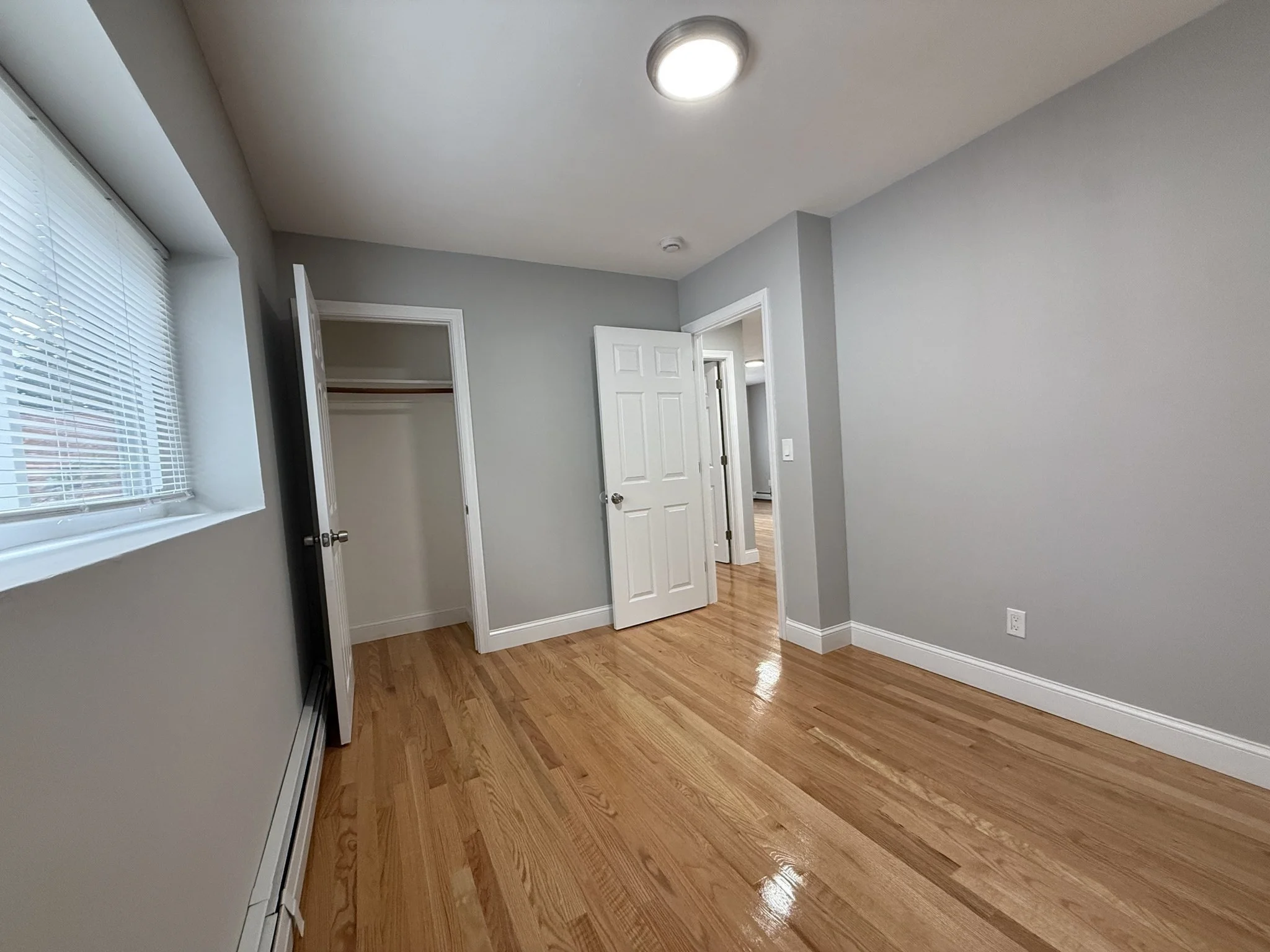 2 bed, 1 bath apartment for rent at 4 Oakcrest Rd Unit 32, Hyde Park — photo 8 of 9