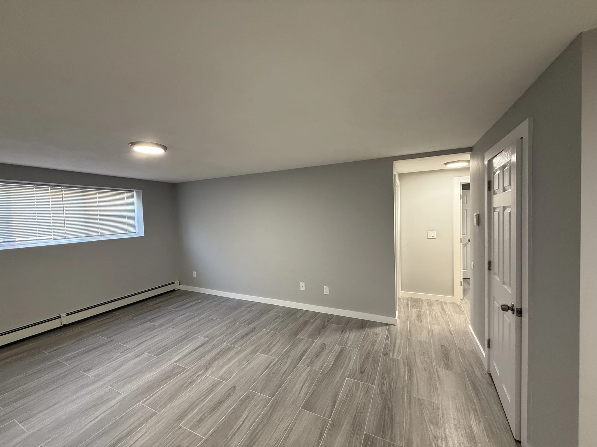 2 bed, 1 bath apartment for rent at 4 Oakcrest Rd Unit 4, Hyde Park — photo 9 of 14
