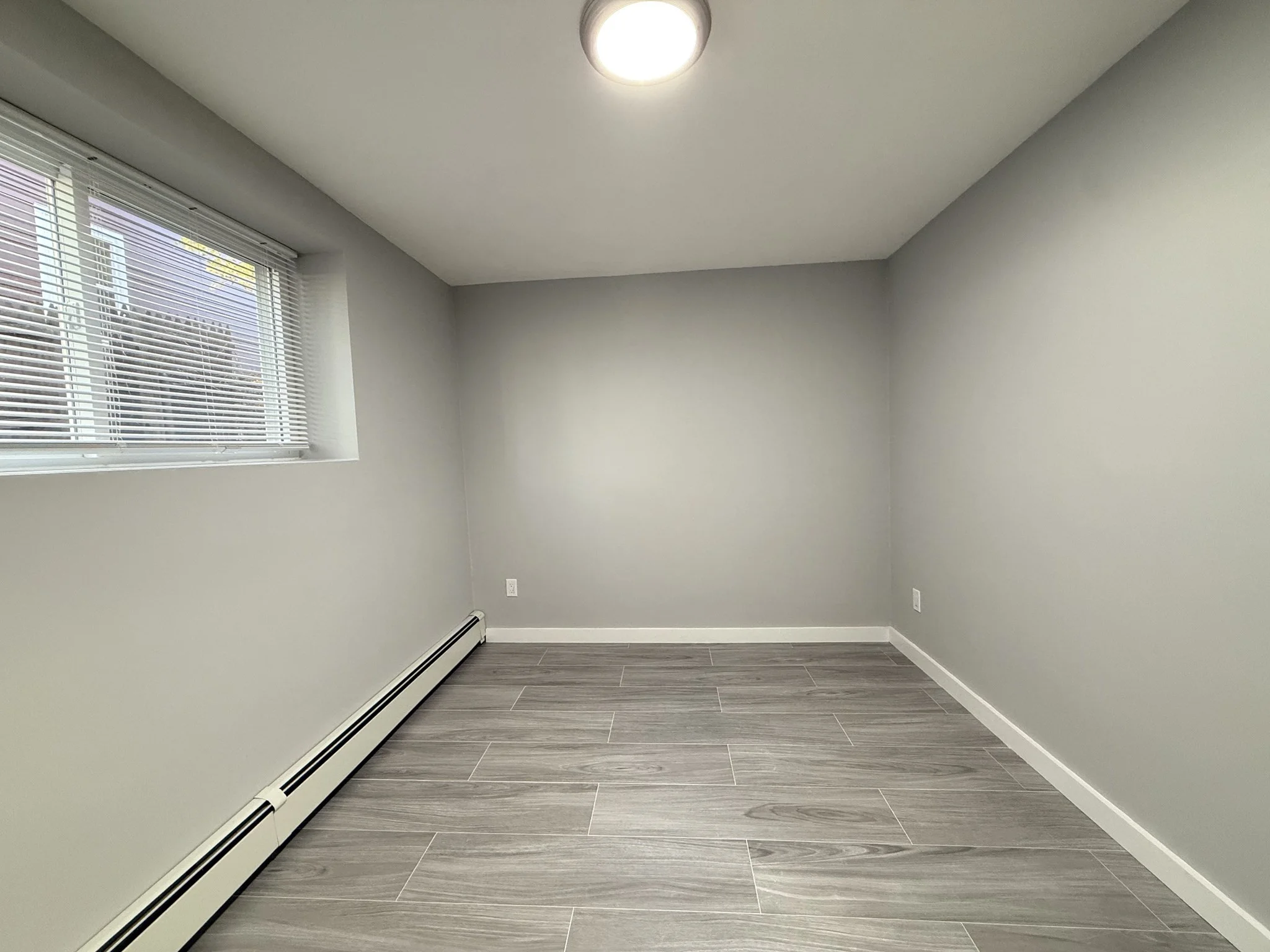2 bed, 1 bath apartment for rent at 4 Oakcrest Rd Unit 4, Hyde Park — photo 11 of 14