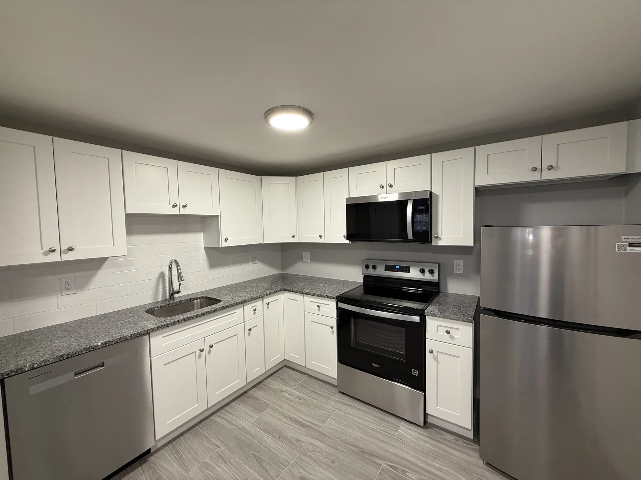 2 bed, 1 bath apartment for rent at 4 Oakcrest Rd Unit 4, Hyde Park