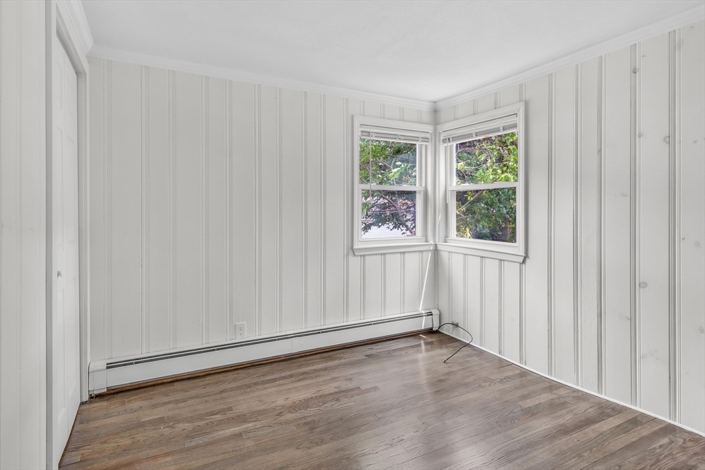 3 bed, 2 bath apartment for rent at 4 Oakridge Ave, Natick — photo 17 of 28