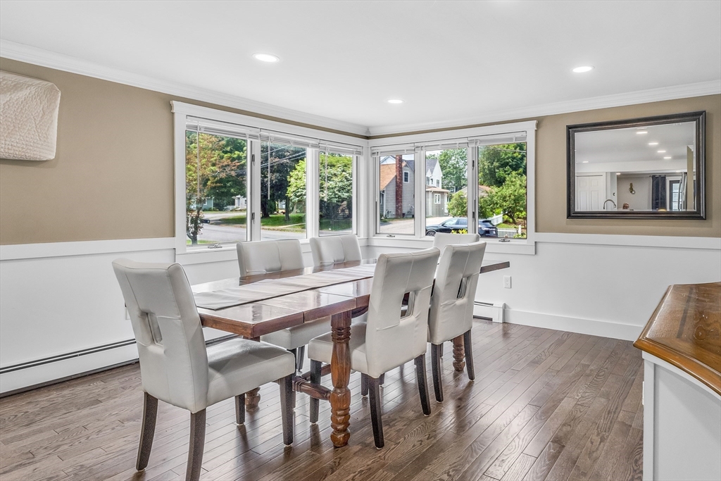 3 bed, 2 bath apartment for rent at 4 Oakridge Ave, Natick — photo 9 of 28