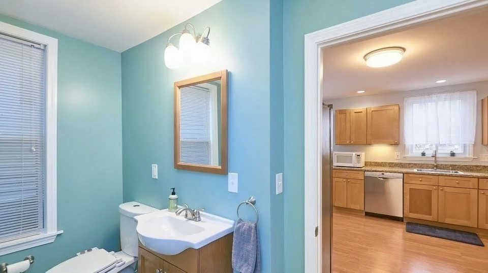 3 bed, 2 bath apartment for rent at 4 Olive Sq Unit 4, Union Square — photo 4 of 18