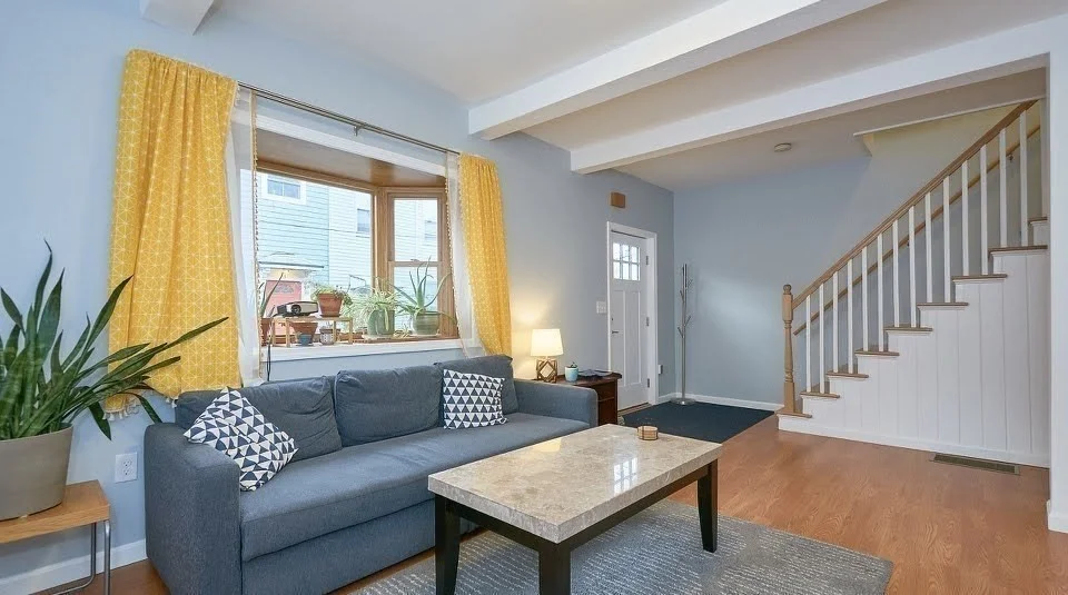 3 bed, 2 bath apartment for rent at 4 Olive Sq Unit 4, Union Square — photo 2 of 18