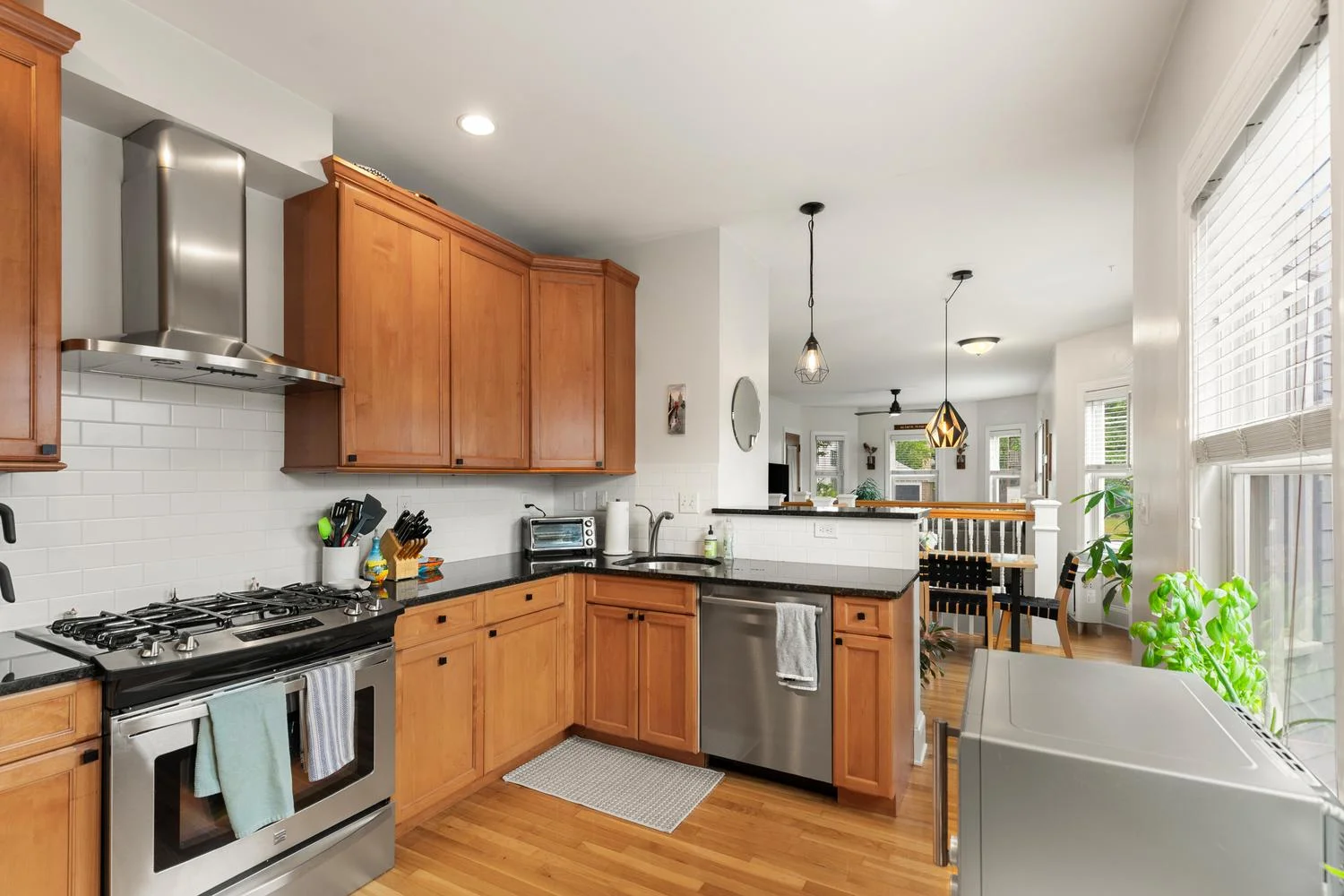 2 bed, 1.5 bath apartment for rent at 4 Orvis Rd Unit 4, Arlington — photo 8 of 22