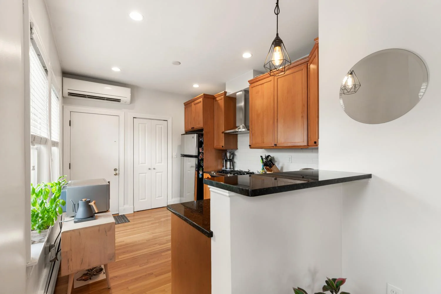 2 bed, 1.5 bath apartment for rent at 4 Orvis Rd Unit 4, Arlington — photo 6 of 22