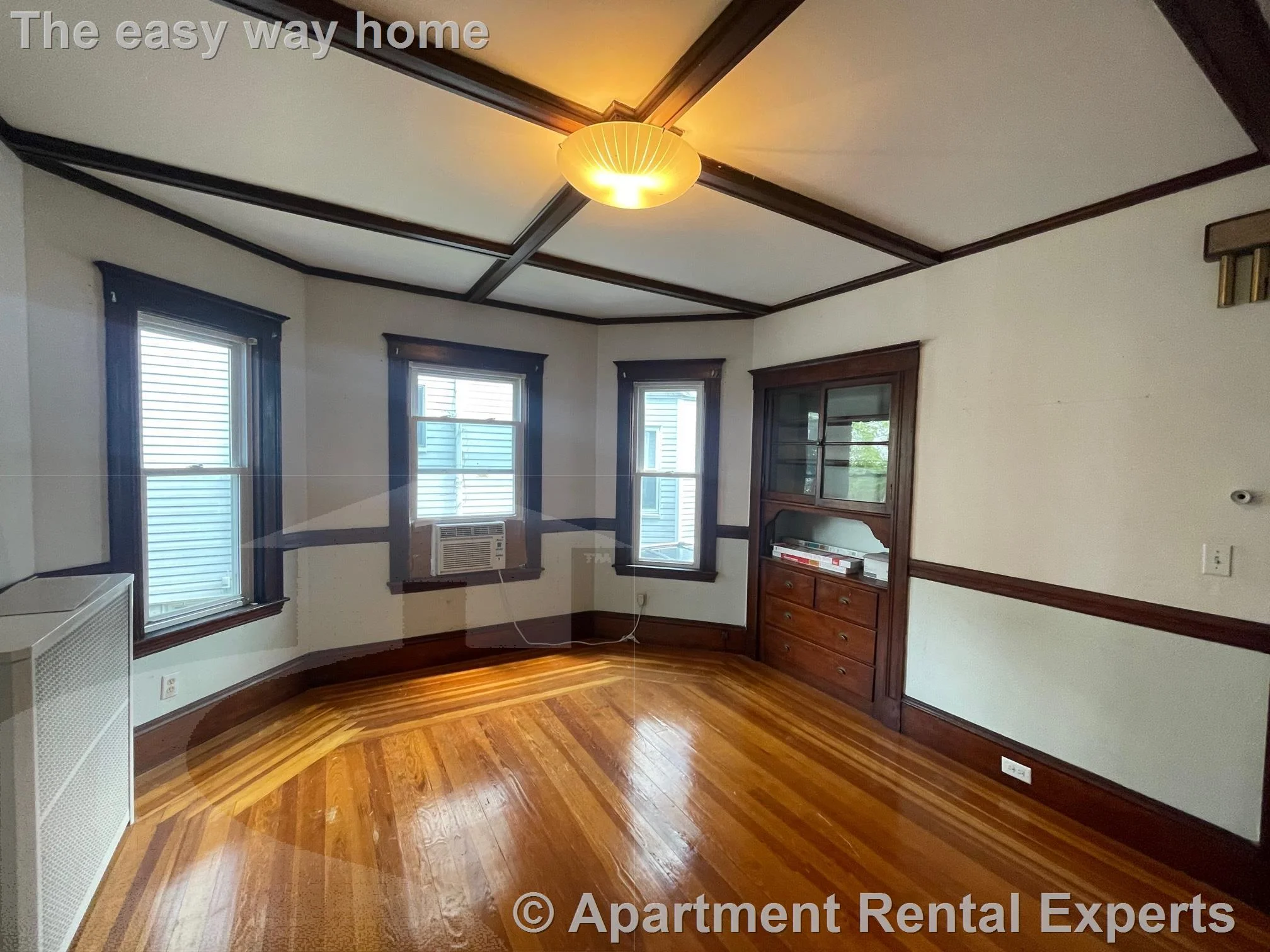 2 bed, 1 bath apartment for rent at 4 Ossipee Rd Unit 1, Teele Square — photo 4 of 19