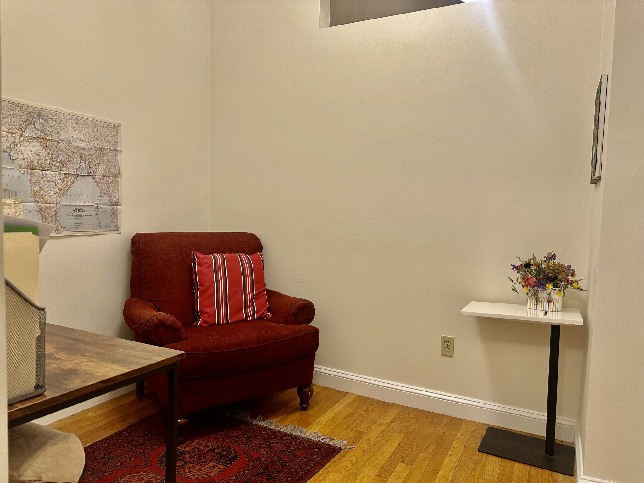 1.5 bed, 1 bath apartment for rent at 4 Park Vale Ave Unit 2, Allston — photo 13 of 28