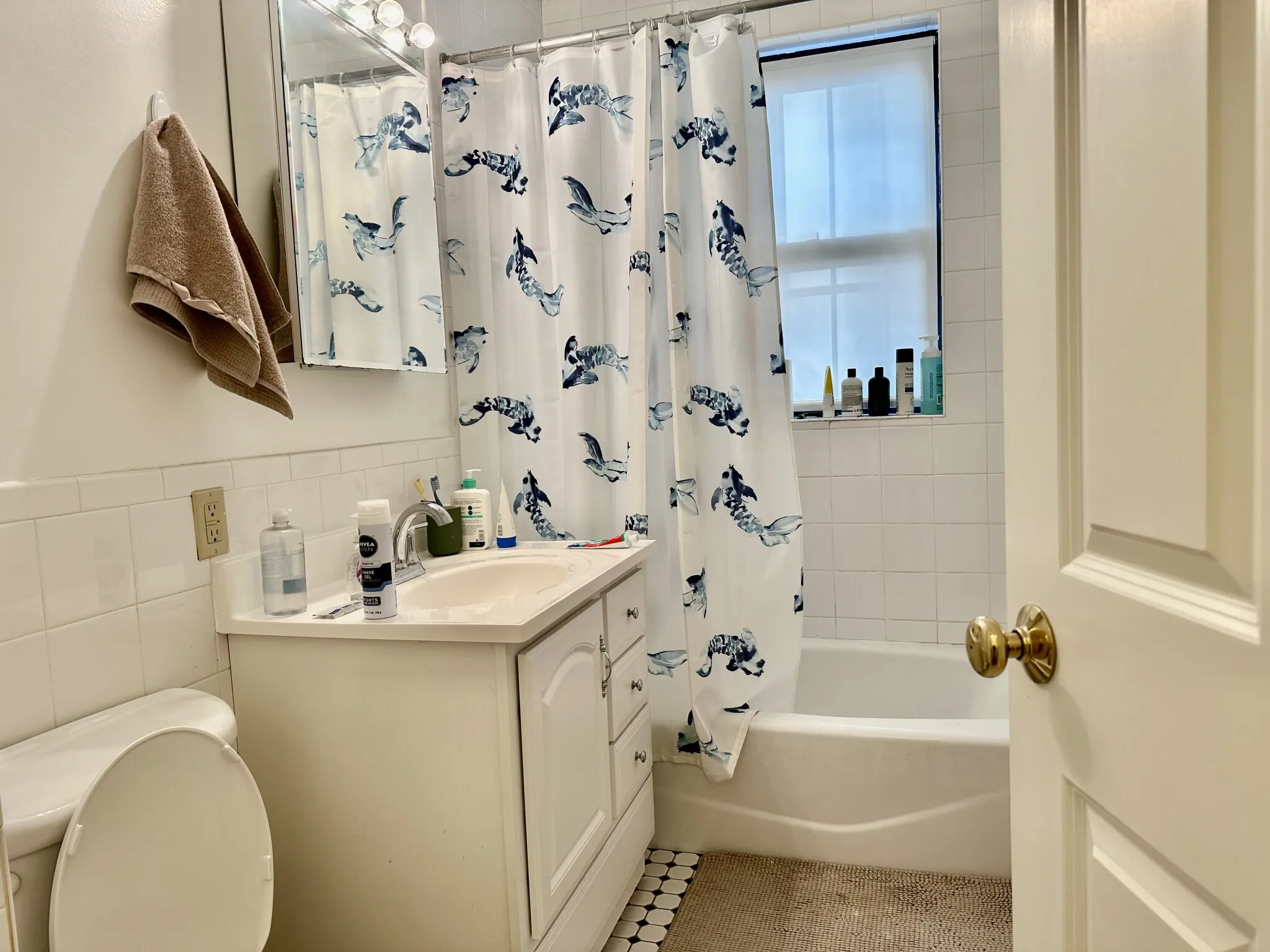 1 bed, 1 bath apartment for rent at 4 Park Vale Ave Unit 4, Allston — photo 6 of 35