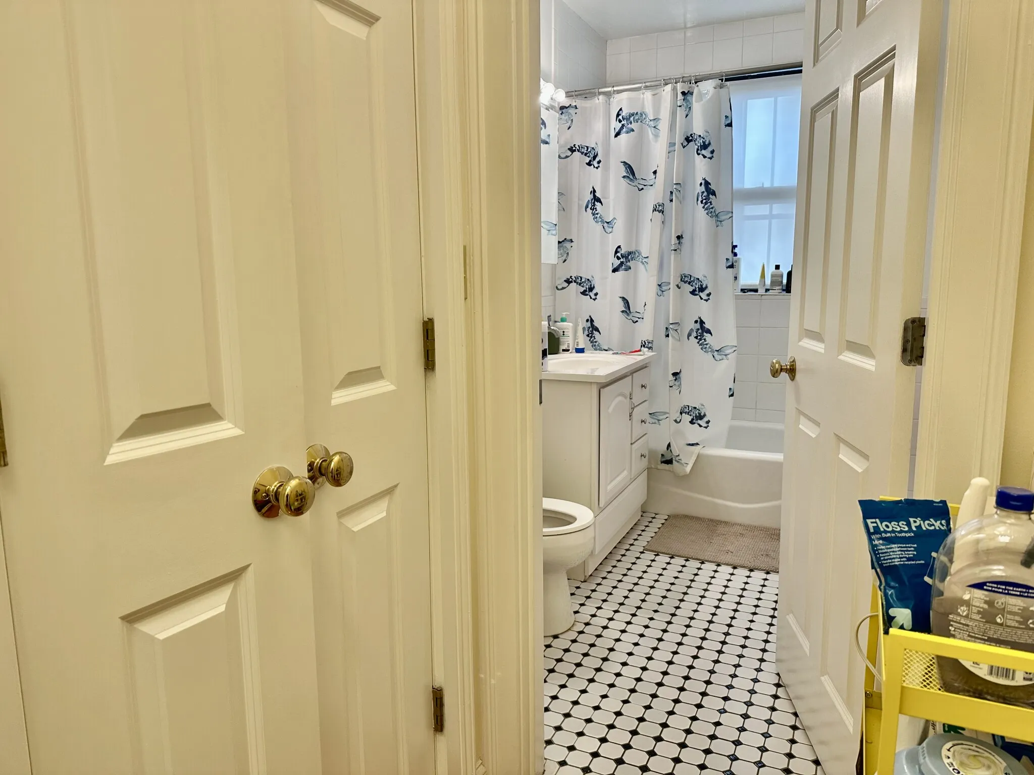 1 bed, 1 bath apartment for rent at 4 Park Vale Ave Unit 4, Allston — photo 7 of 35