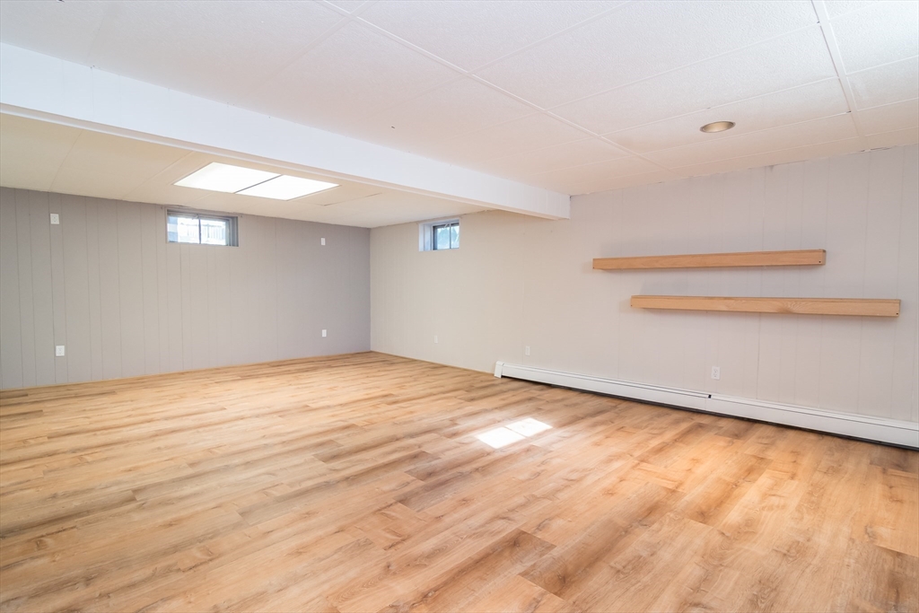 3 bed, 2 bath apartment for rent at 4 Paul St Unit -, North Natick — photo 22 of 27