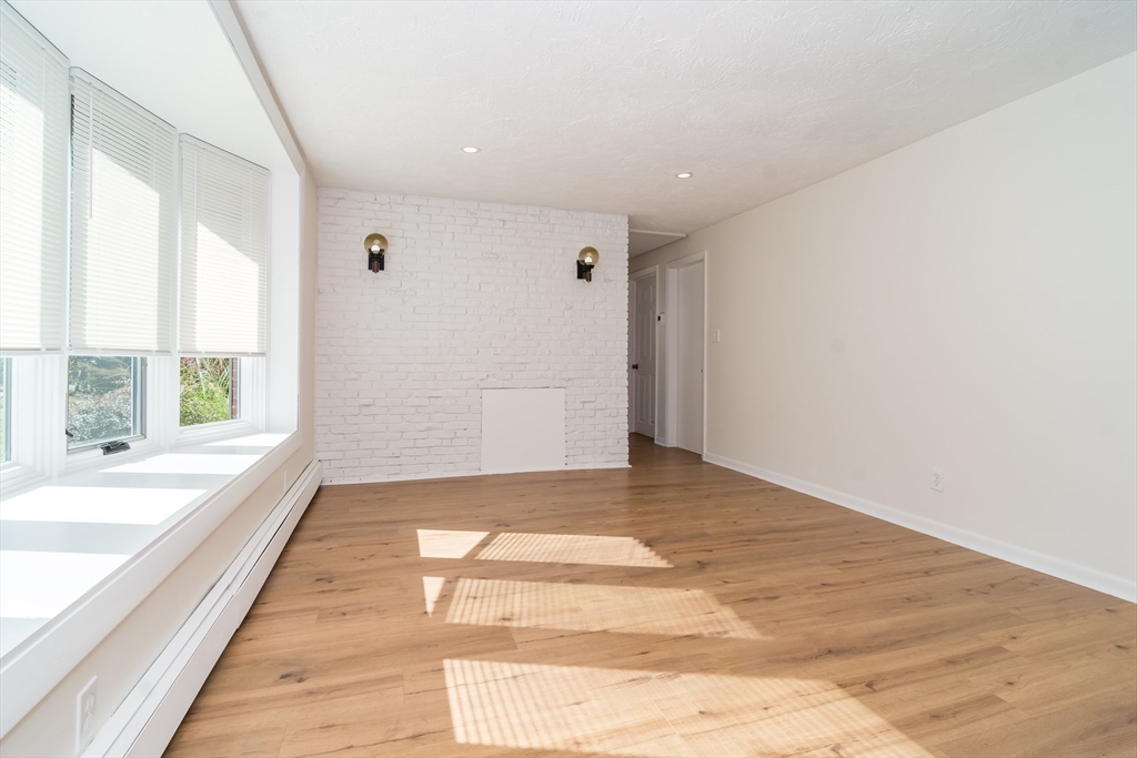 3 bed, 2 bath apartment for rent at 4 Paul St Unit -, North Natick — photo 5 of 27