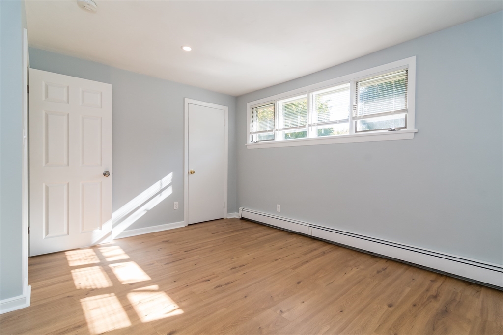 3 bed, 2 bath apartment for rent at 4 Paul St Unit -, North Natick — photo 17 of 27