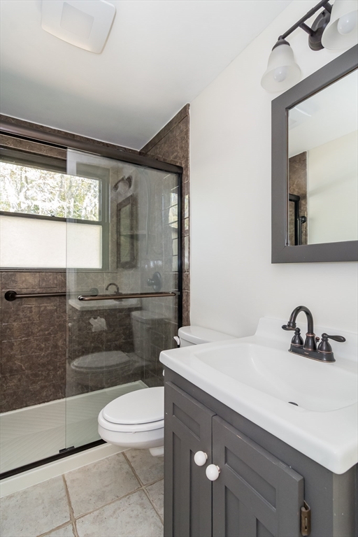 3 bed, 2 bath apartment for rent at 4 Paul St Unit -, North Natick — photo 19 of 27