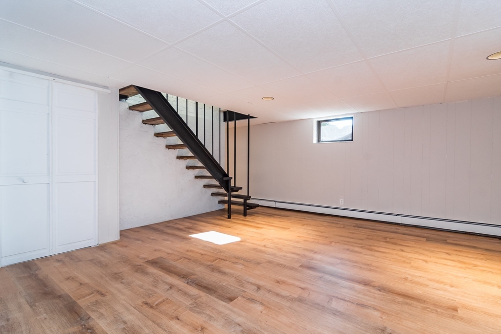 3 bed, 2 bath apartment for rent at 4 Paul St Unit -, North Natick — photo 20 of 27