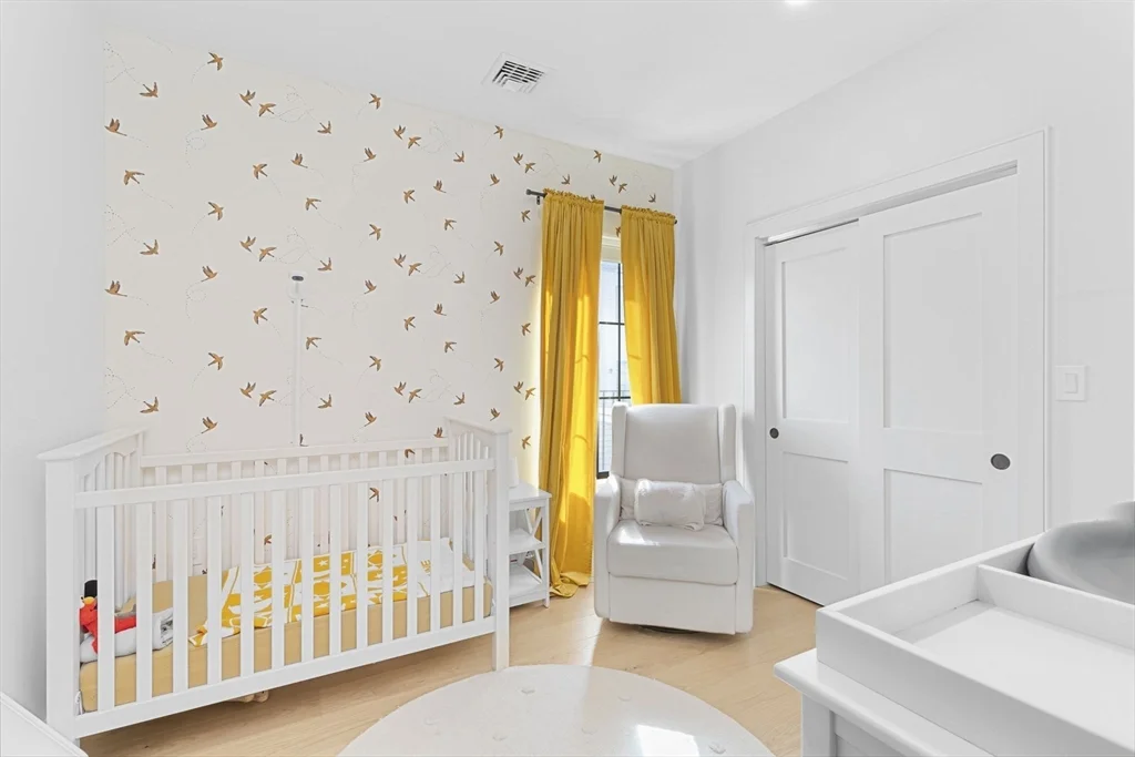 3 bed, 2 bath apartment for rent at 4 Payne St Unit 1, Dorchester — photo 11 of 16