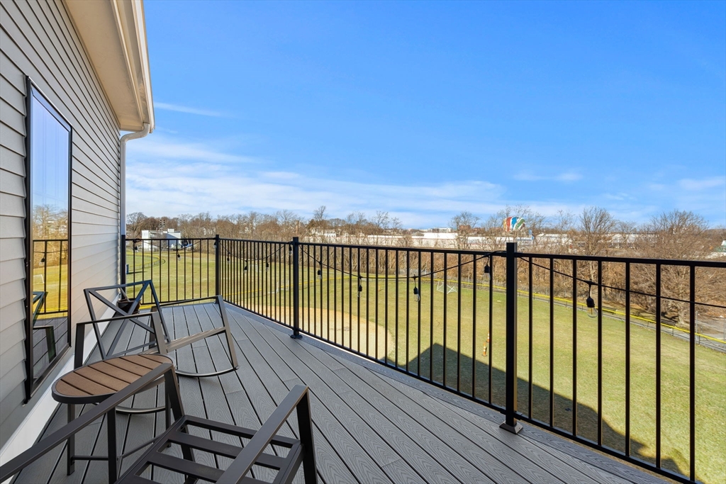 3 bed, 3 bath apartment for rent at 4 Payne St Unit C, Dorchester — photo 19 of 21