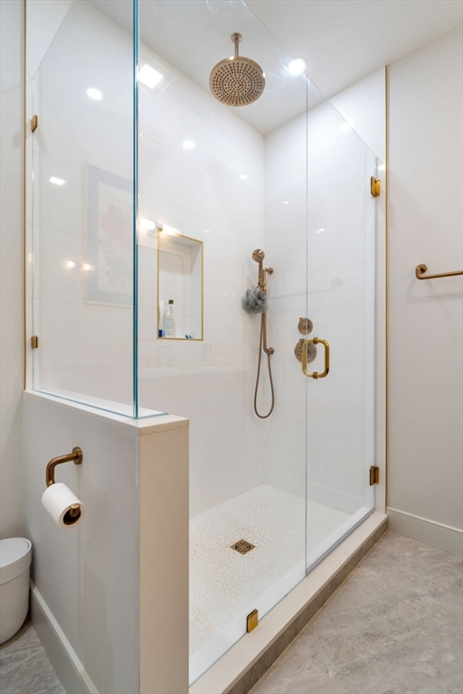 3 bed, 3 bath apartment for rent at 4 Payne St Unit C, Dorchester — photo 16 of 21