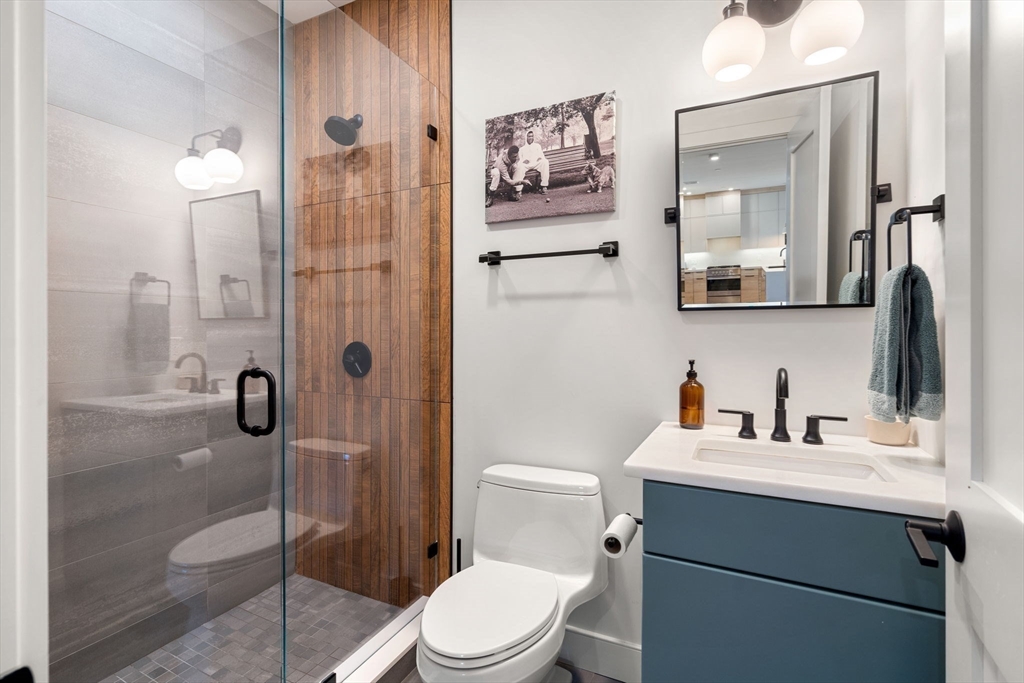 3 bed, 3 bath apartment for rent at 4 Payne St Unit C, Dorchester — photo 9 of 21