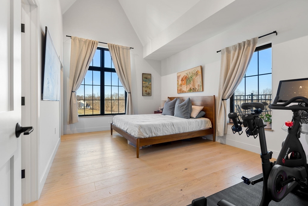 3 bed, 3 bath apartment for rent at 4 Payne St Unit C, Dorchester — photo 18 of 21