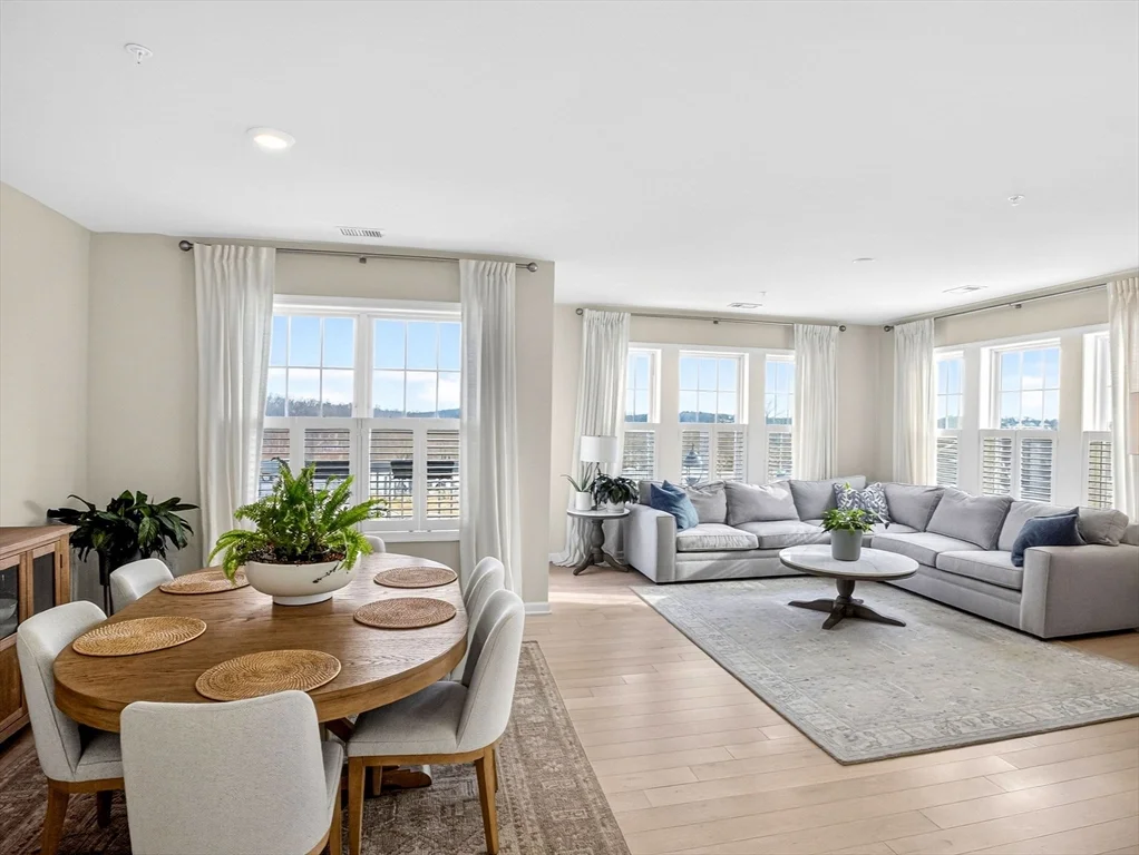 2 bed, 2 bath apartment for rent at 4 Peters Farm Way Unit 206, Westborough — photo 1 of 34