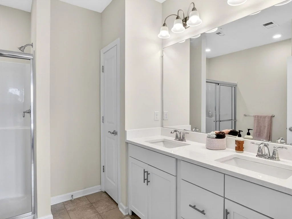 2 bed, 2 bath apartment for rent at 4 Peters Farm Way Unit 206, Westborough — photo 23 of 34