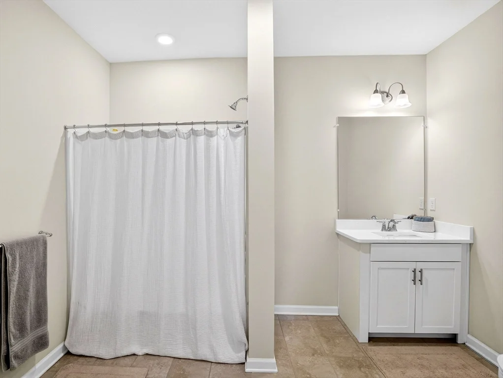 2 bed, 2 bath apartment for rent at 4 Peters Farm Way Unit 206, Westborough — photo 17 of 34