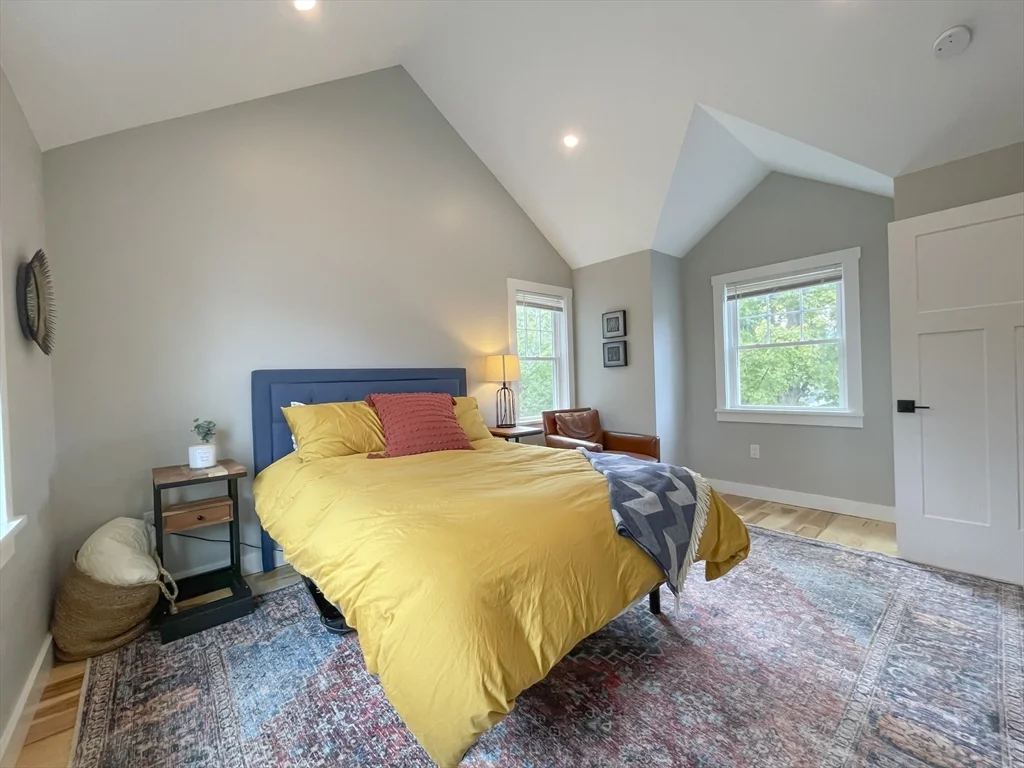 4 bed, 2 bath apartment for rent at 4 Pine Crest Rd, Braintree — photo 21 of 36