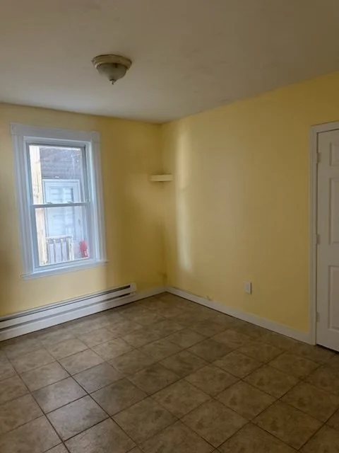 2 bed, 1 bath apartment for rent at 4 Plum St Unit 1, WPI — photo 16 of 28