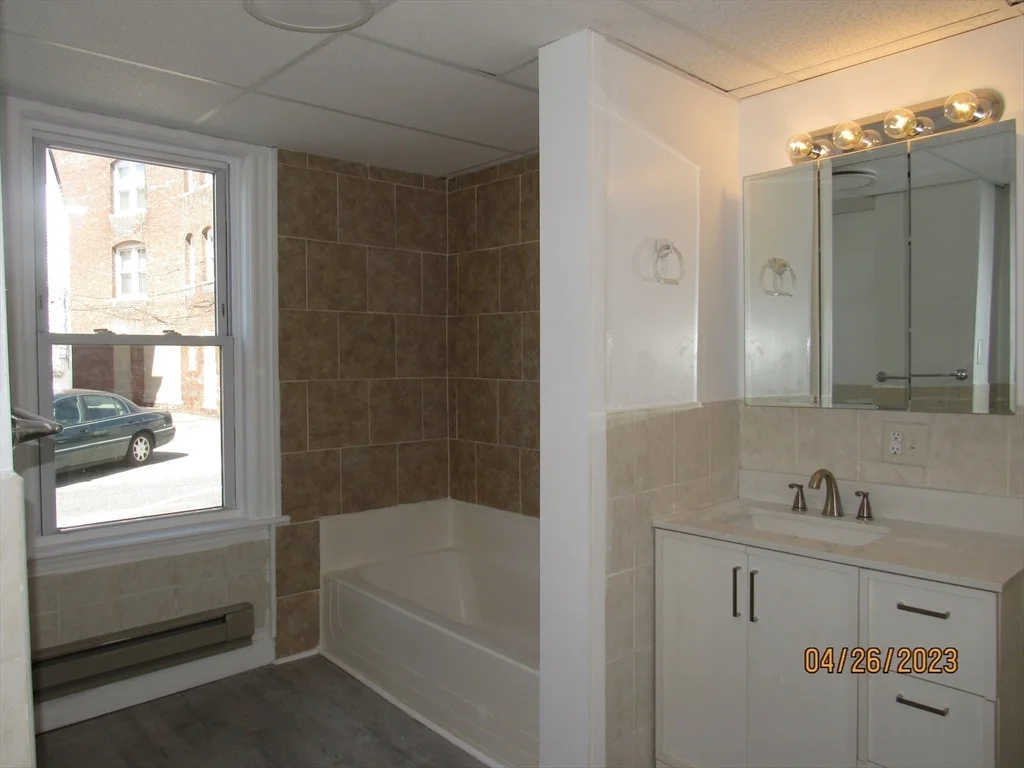2 bed, 1 bath apartment for rent at 4 Plum St Unit 1, WPI — photo 15 of 28