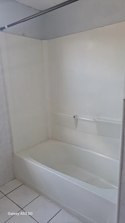 2 bed, 1 bath apartment for rent at 4 Plum St Unit 3, Shrewsbury Street — photo 23 of 30