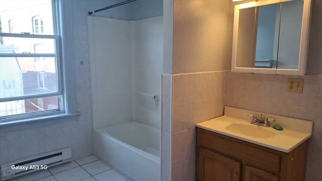 2 bed, 1 bath apartment for rent at 4 Plum St Unit 3, Shrewsbury Street — photo 21 of 30
