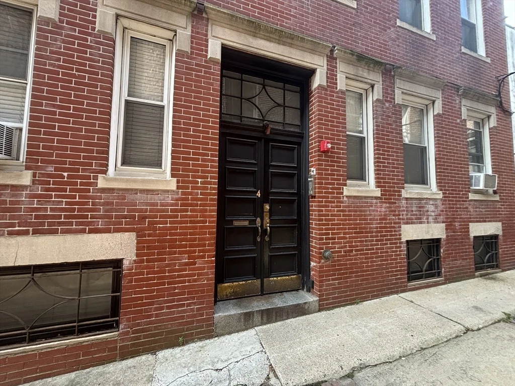 1 bed, 1 bath apartment for rent at 4 Powers Ct Unit A, North End — photo 13 of 13