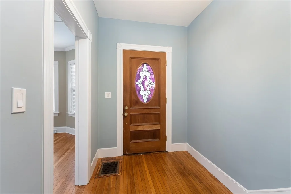 4 bed, 1 bath apartment for rent at 4 Prospect St Unit 4, Attleboro — photo 17 of 40
