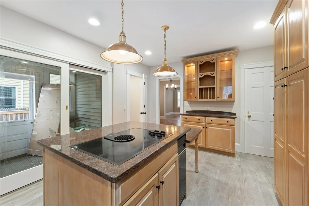 4 bed, 1 bath apartment for rent at 4 Prospect St Unit 4, Attleboro — photo 13 of 40