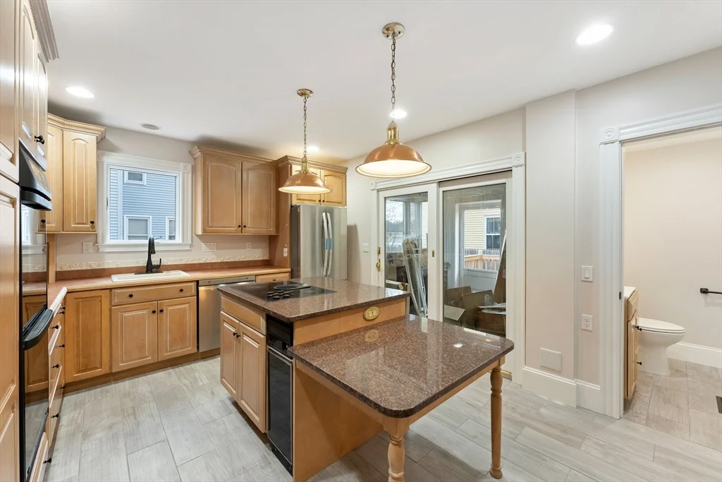 4 bed, 1 bath apartment for rent at 4 Prospect St Unit 4, Attleboro — photo 11 of 40