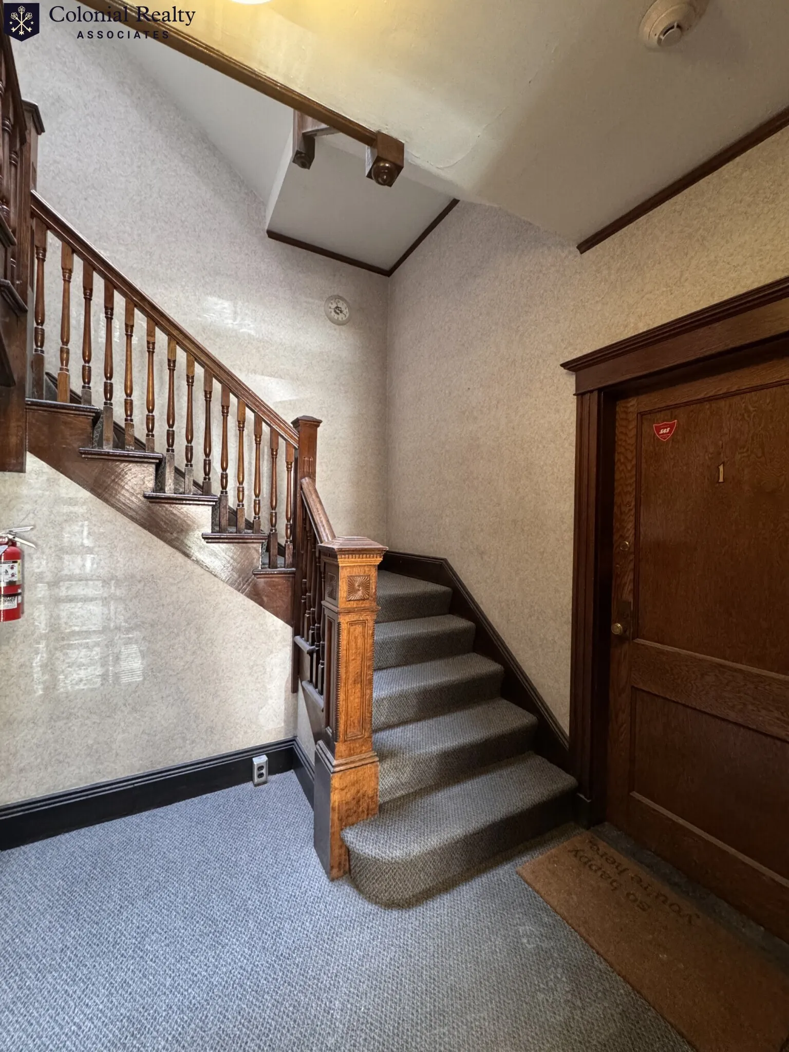 3 bed, 1 bath apartment for rent at 4 Radcliffe Rd Unit 3, Brighton — photo 4 of 12