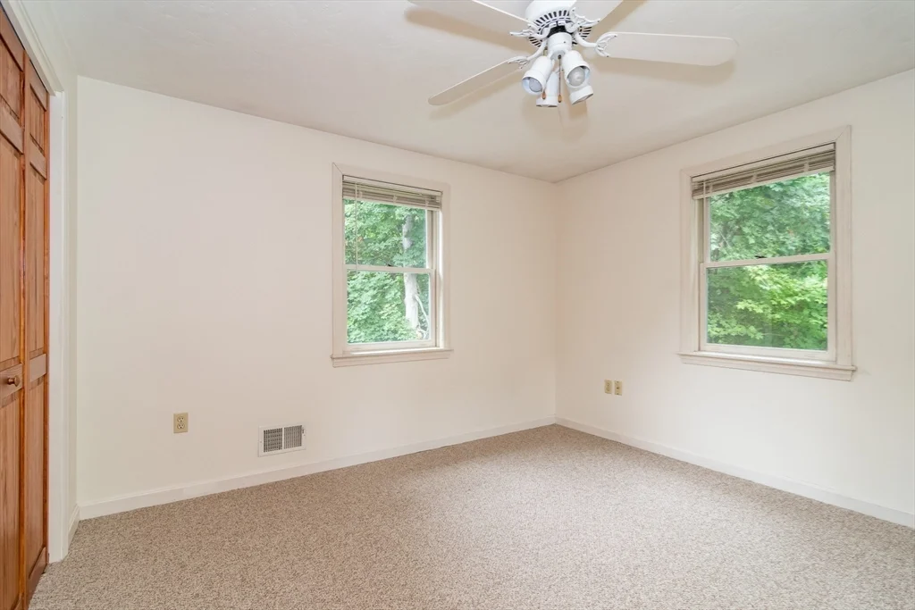 3 bed, 2 bath apartment for rent at 4 Randall Ct, Natick — photo 15 of 25