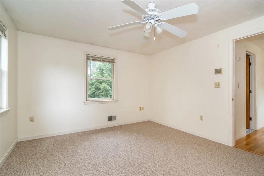 3 bed, 2 bath apartment for rent at 4 Randall Ct, Natick — photo 19 of 25