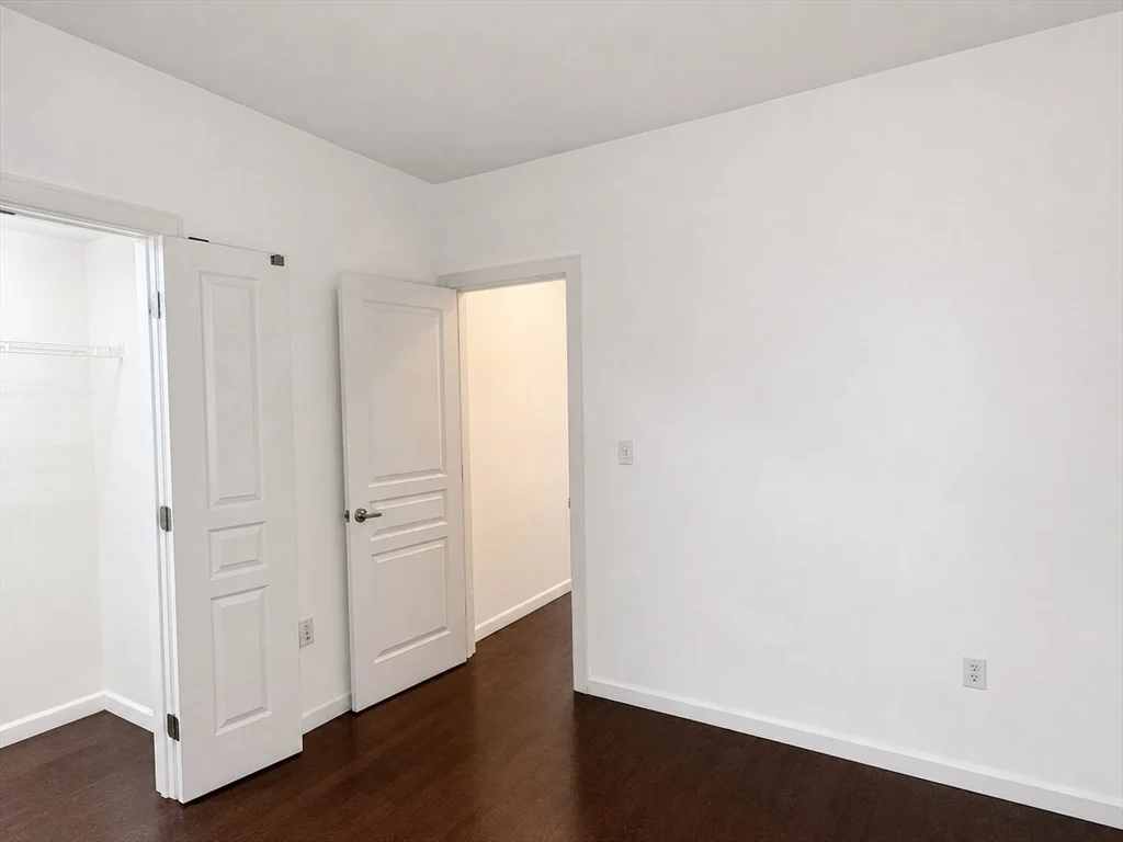 1 bed, 1 bath apartment for rent at 4 Repton Cir Unit 4105, Watertown — photo 11 of 14
