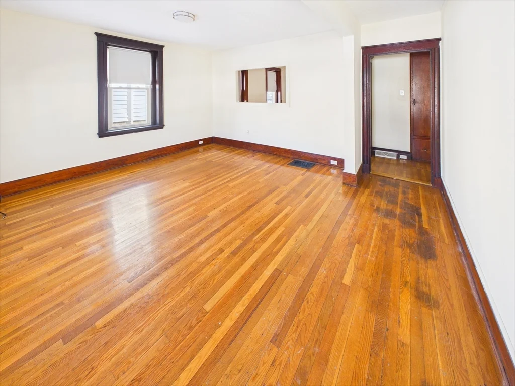 2 bed, 1 bath apartment for rent at 4 River St Unit 4, East Dedham — photo 2 of 11