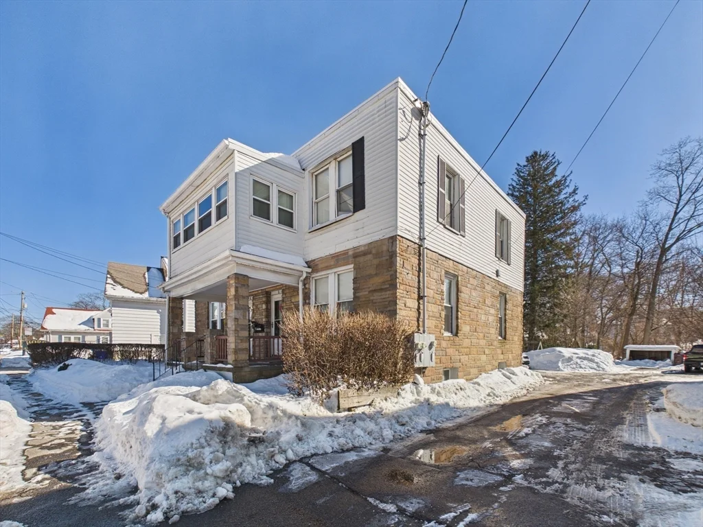 2 bed, 1 bath apartment for rent at 4 River St Unit 4, East Dedham — photo 11 of 11