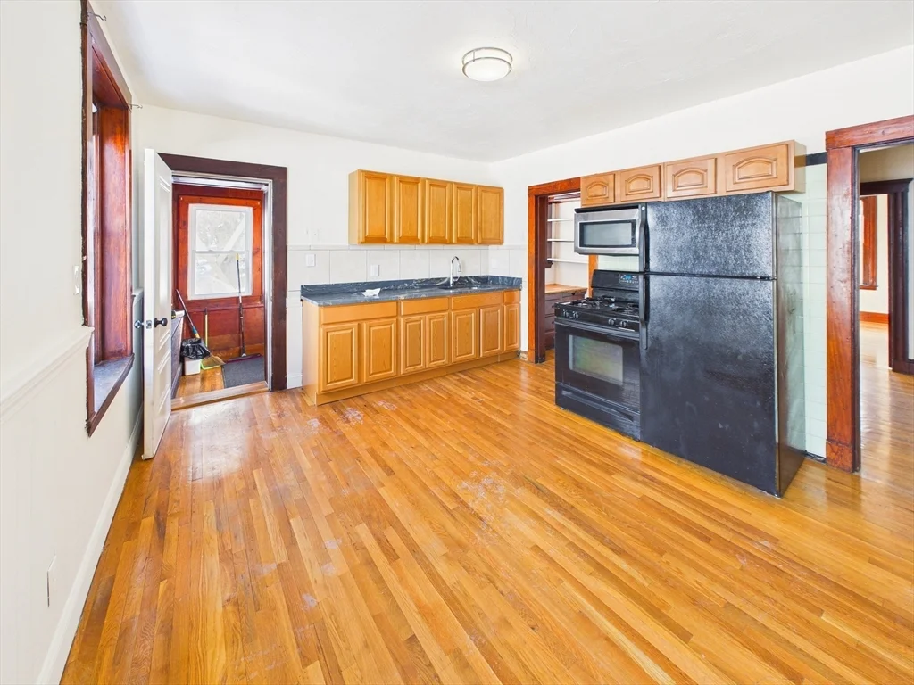 2 bed, 1 bath apartment for rent at 4 River St Unit 4, East Dedham — photo 7 of 11