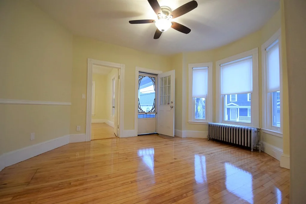 1 bed, 1 bath apartment for rent at 4 Riverside Sq Unit 1, Boston — photo 3 of 15