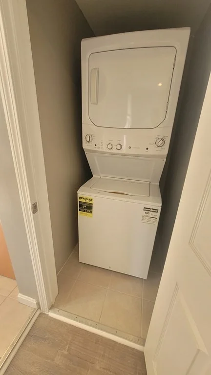 2 bed, 1 bath apartment for rent at 4 Rockwell St Unit 1F, Cambridgeport — photo 4 of 10