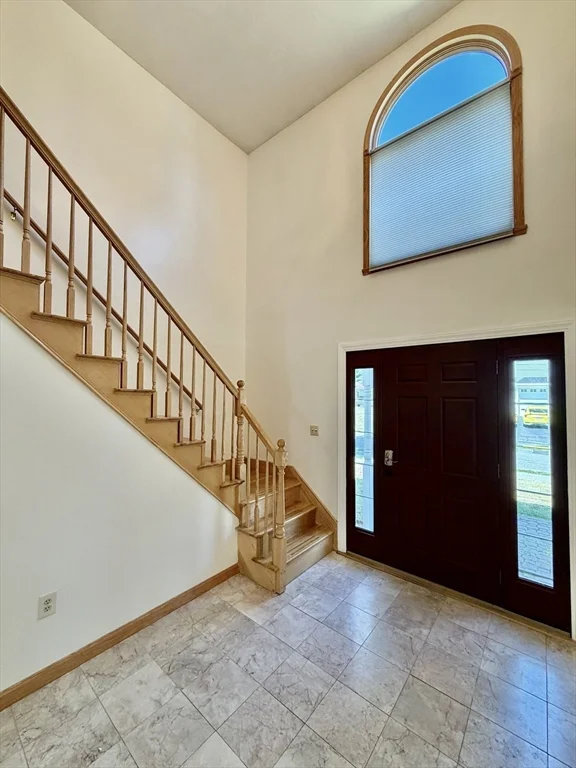 3 bed, 3 bath apartment for rent at 4 Rutledge Rd Unit 4, Natick — photo 2 of 20